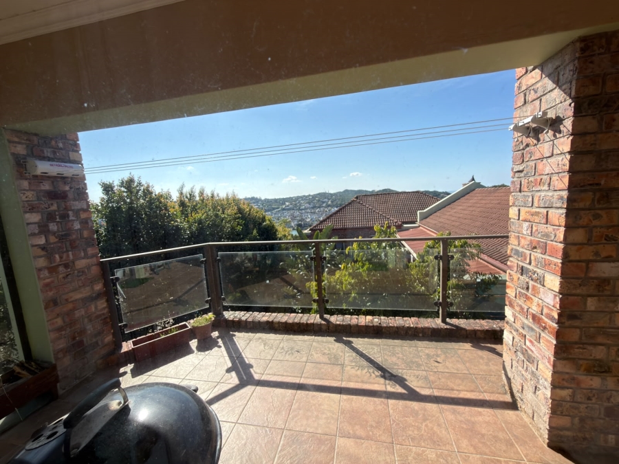 6 Bedroom Property for Sale in West Bank Eastern Cape